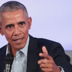 Barack Obama, comme le reste de la nation, s'inquiète pour novembre