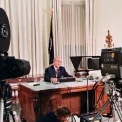 Ce que Biden peut apprendre de la décision de LBJ de se retirer en 1968