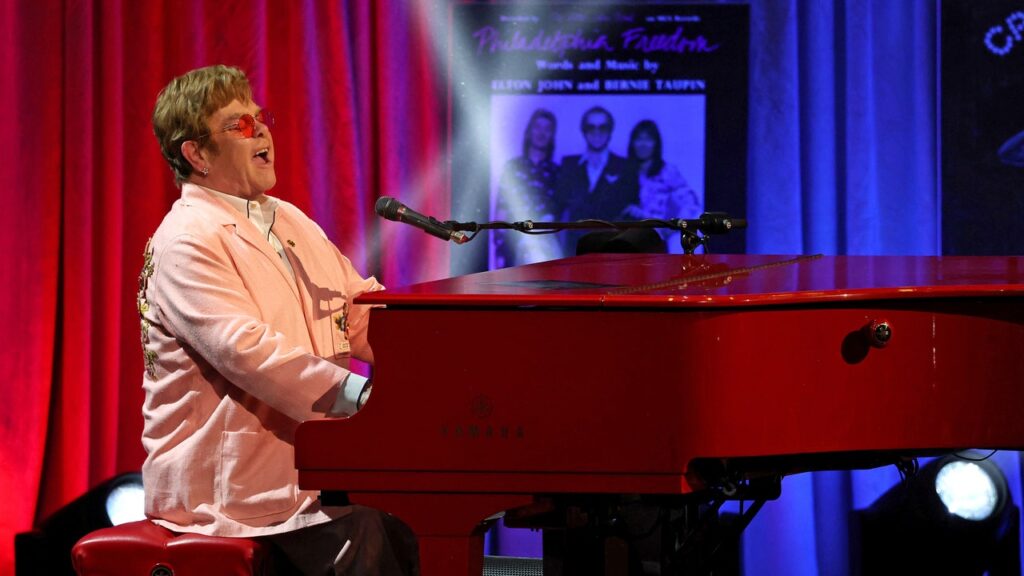 Elton John confirme qu'il ne fera plus de tournées pour toujours

