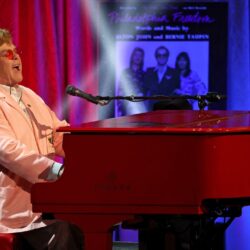 Elton John confirme qu'il ne fera plus de tournées pour toujours